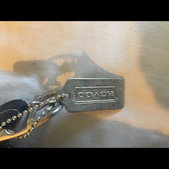 Coach Signature C duffle bucket bag. - Picture 3 of 4